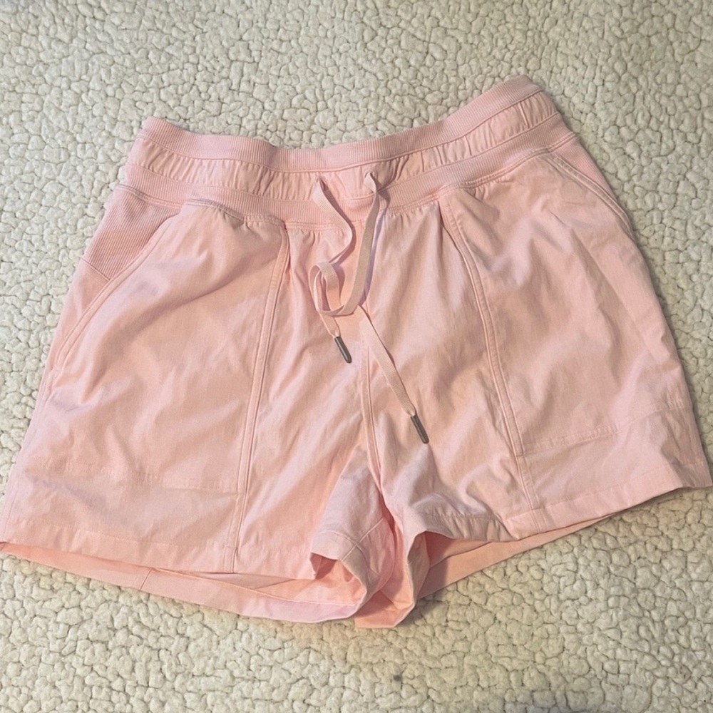 Lululemon light pink high waist dance studio short